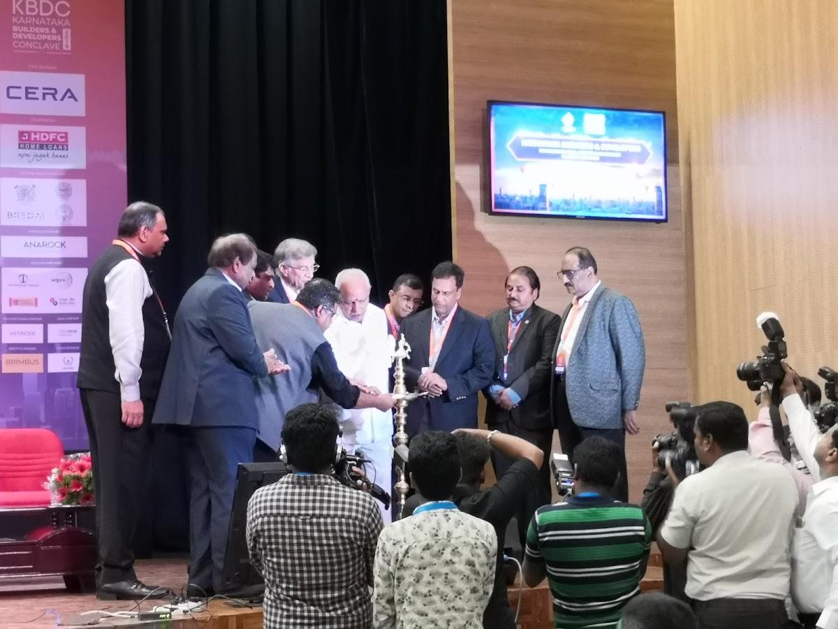 SIR M V AUDITORIUM photo 3