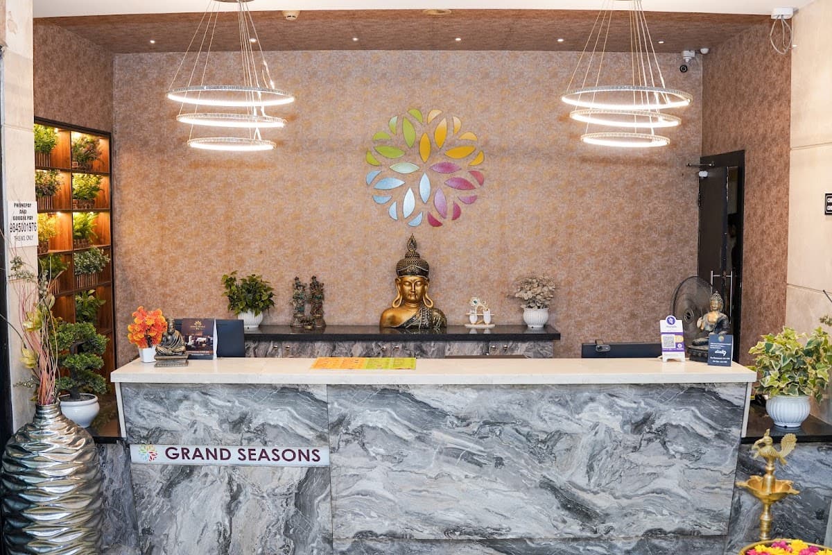 Grand Seasons - Banquet Hall photo 4
