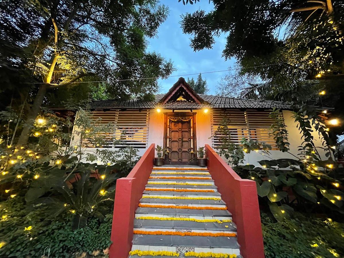 The Peacock Grove photo 5
